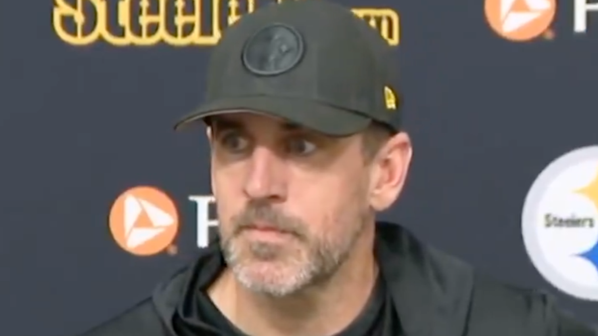 Aaron Rodgers Gives Public Shoutout To His 'Mystery' Wife