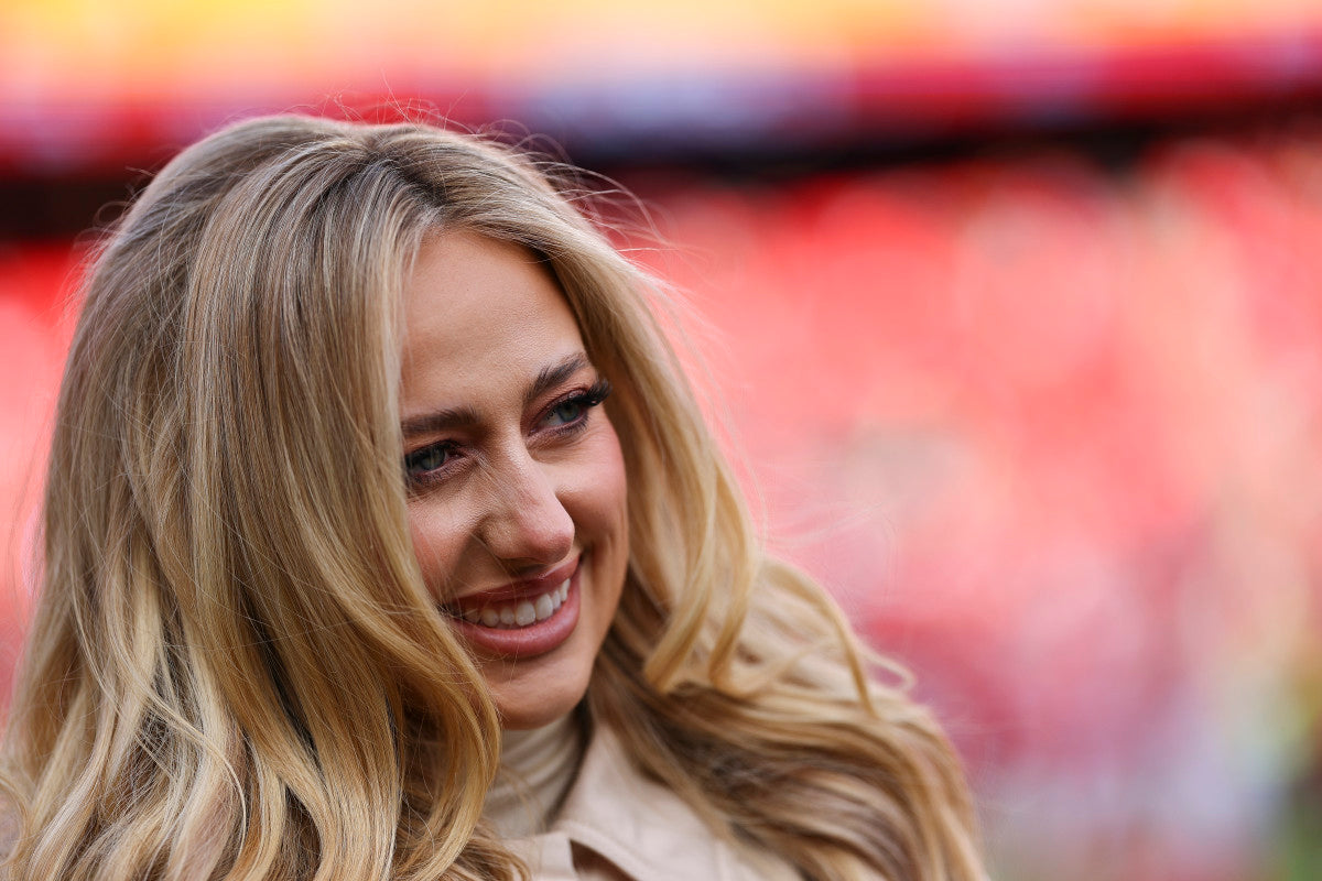 Brittany Mahomes Receives Major Sports Illustrated Swimsuit Honor