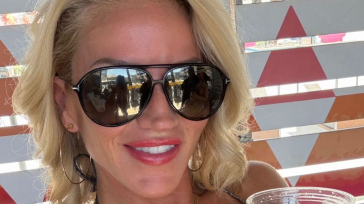 Alex Rodriguez's Ex-Girlfriend Grabs Attention With Swimsuit Photo