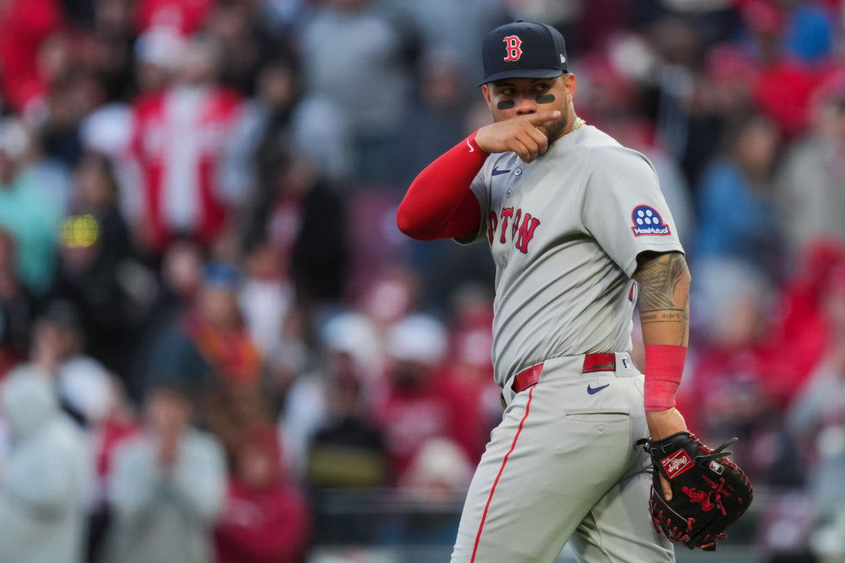 Willson Contreras Issues Warning After Brewers Game: 'Next Time They Hit Me…'