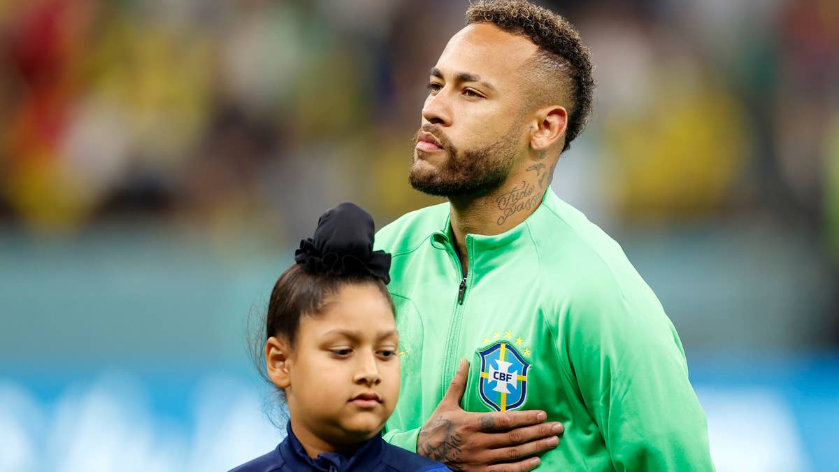 Injured Neymar Steals the Show After Brazil's 6-2 Win Over Panama