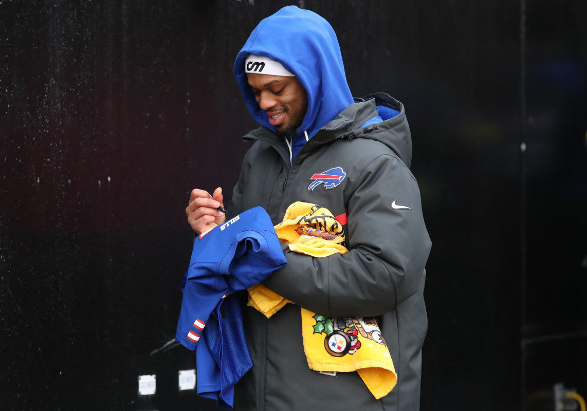 Bills' Damar Hamlin Catches Attention With Off-Field Move