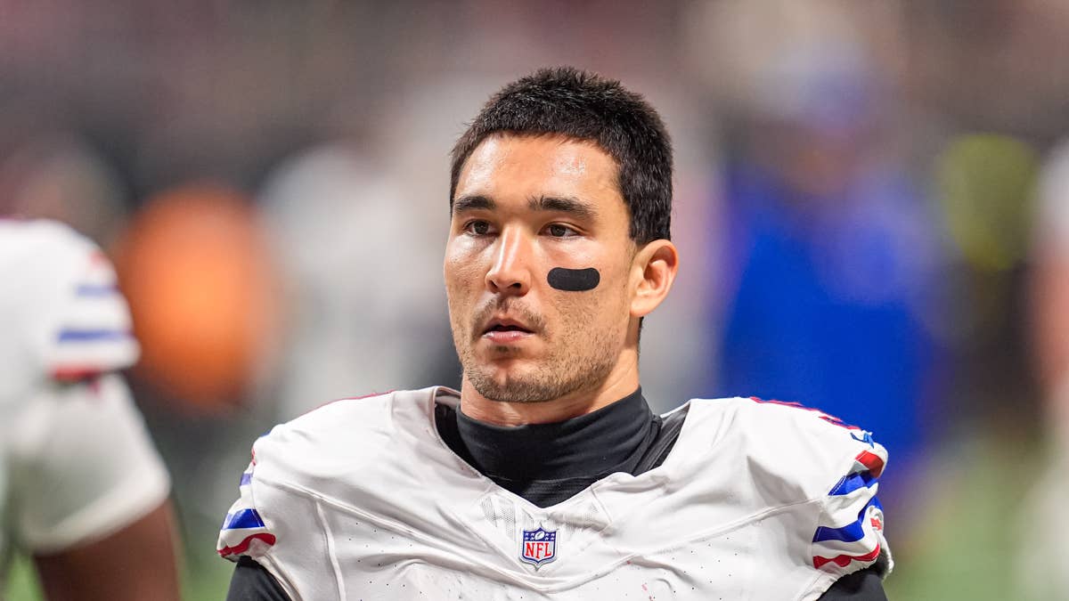 4 Free Agents 49ers Could Still Sign Ahead of Week 1