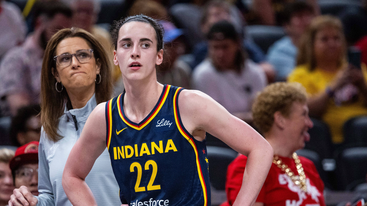 Caitlin Clark Makes Opinion of Former Fever Coach Very Clear