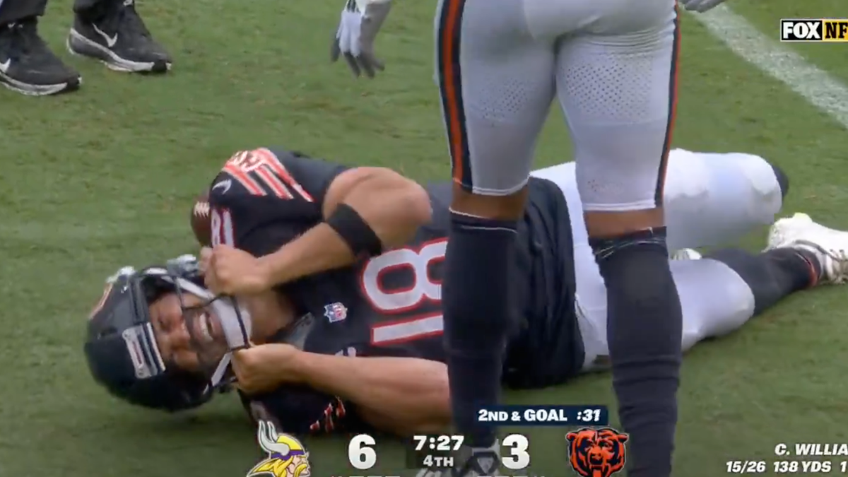 Former NFL Player Will Compton Makes Fun Of Caleb Williams' Reaction To Hamstring Injury