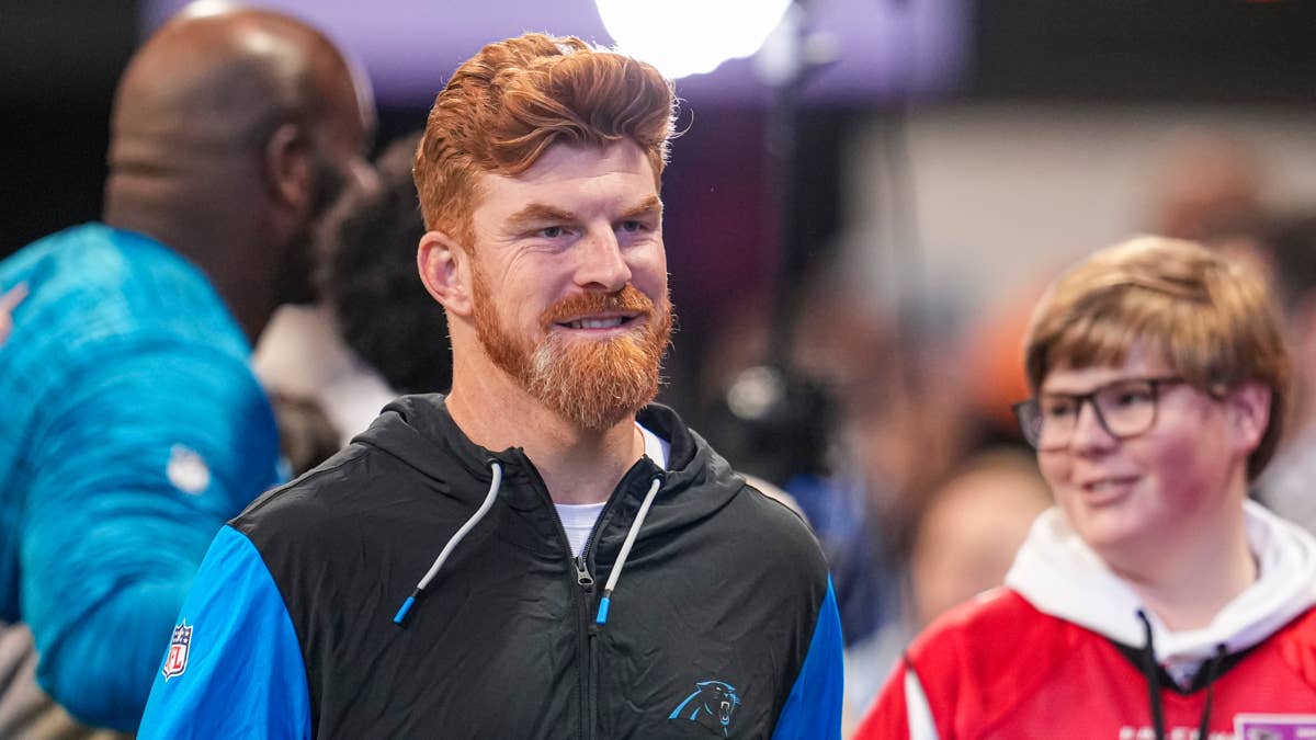 Eagles' QB2 Battle Is Still Too Close to Call