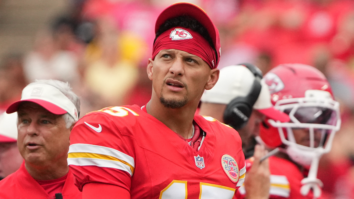Chiefs’ Andy Reid Makes Patrick Mahomes Decision Official for Broncos Game