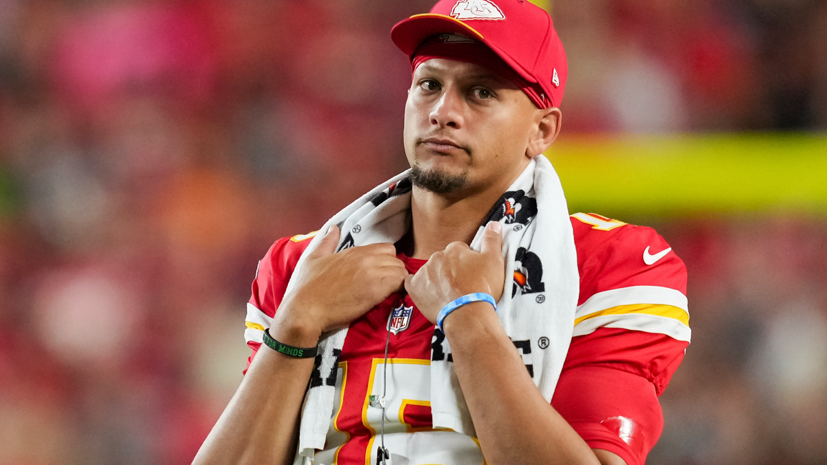 Chiefs QB Patrick Mahomes Sends Message After Unfortunate Injury
