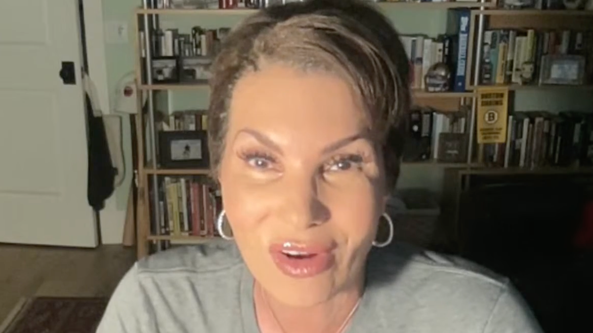 Former ESPN Anchor Cindy Brunson Defends Sydney Colson's Behavior