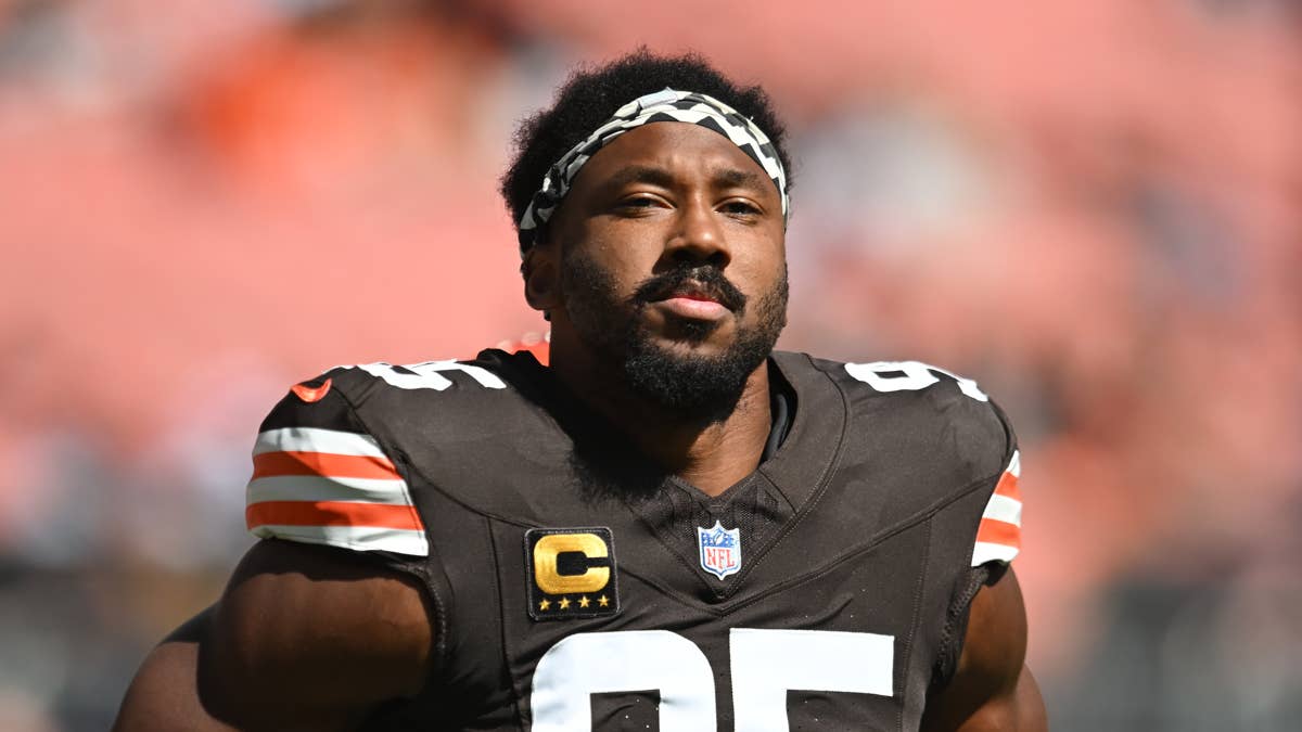 Browns Trade Myles Garrett to Rams in Blockbuster Deal