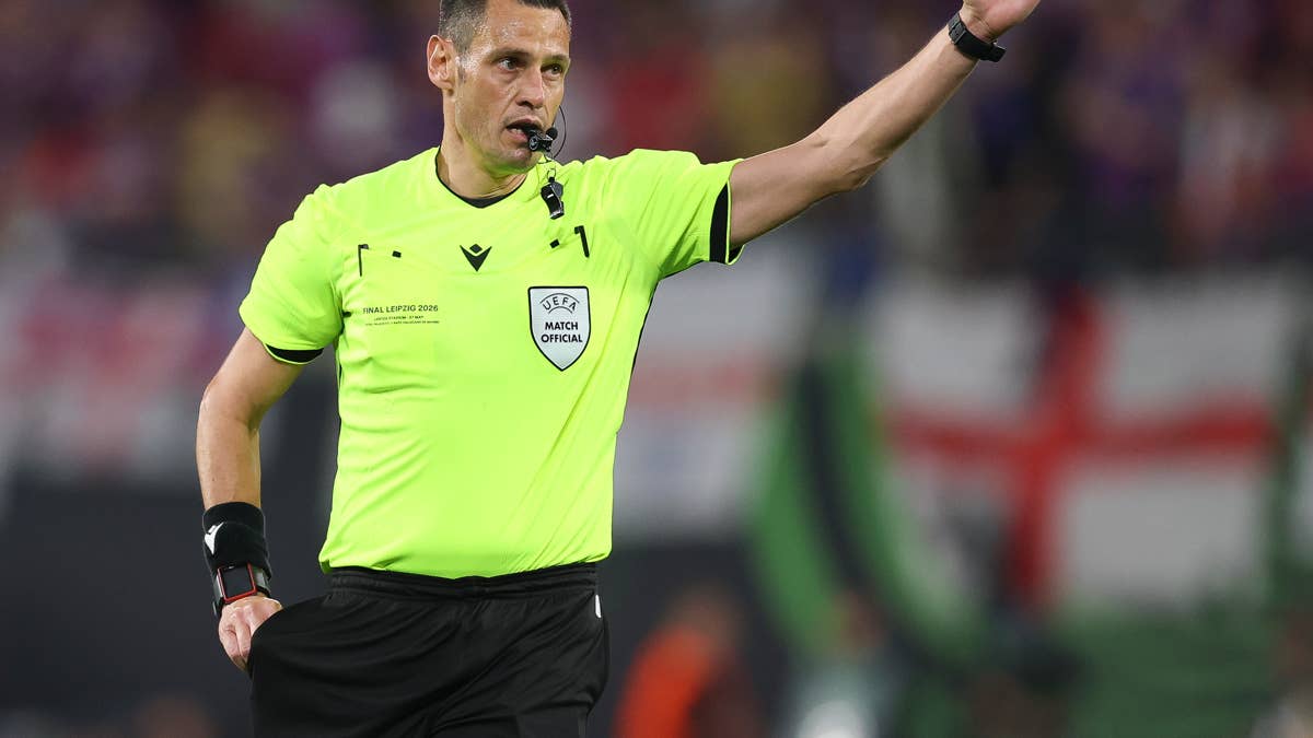 Who Is the Referee In Uruguay vs Saudi Arabia World Cup Match?