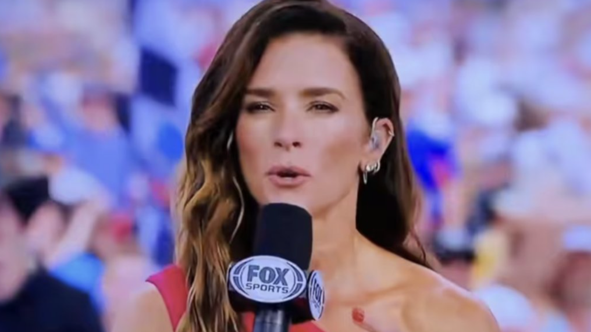 Danica Patrick Sparks A Lot Of Reaction With Outfit At Indy 500 Sunday