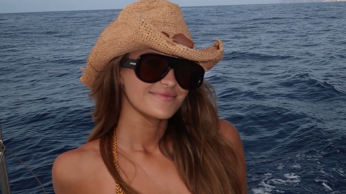 'Wow' - Ex-Cowboys Cheerleader Causes Stir With Swimsuit Photo Sunday