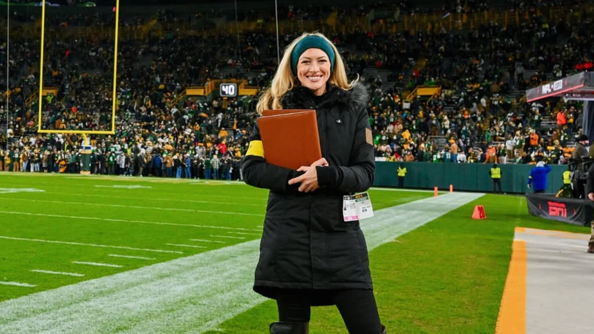 NFL Sideline Reporter Devan Kaney Heading To Chicago For 2026 Season