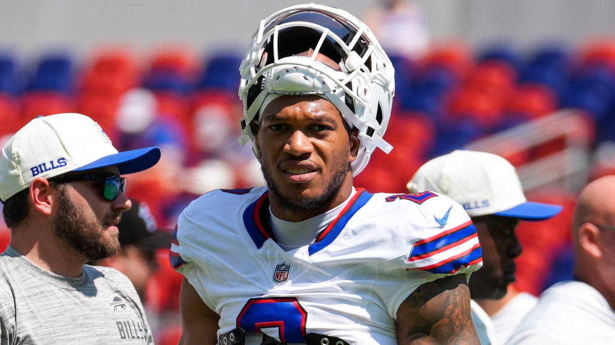 D.J. Moore Update From Bills Practice Spells Bad News Ahead of Week 6
