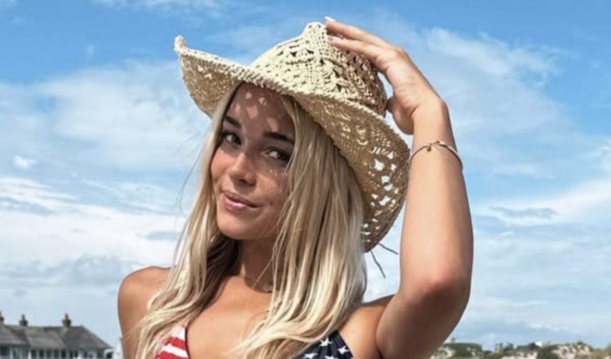 'Wow' - Olivia Dunne's USA Swimsuit Photo Has Everyone Feeling Patriotic