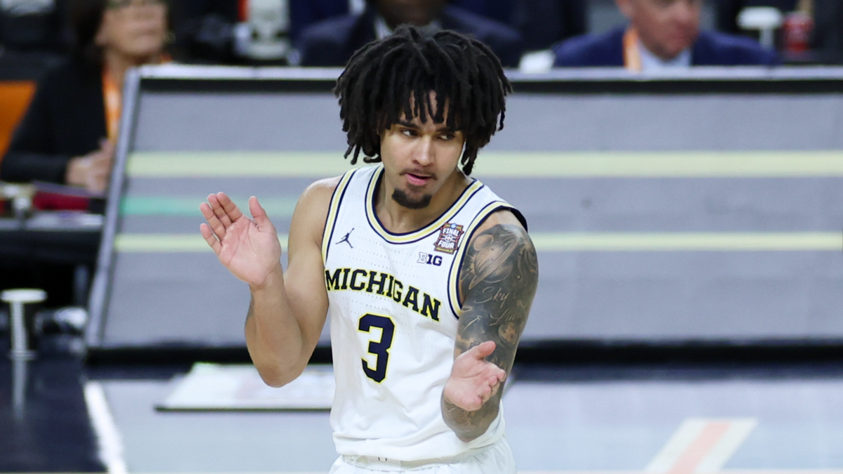 Michigan’s Elliot Cadeau Reacts After Transfer Portal Decision on Thursday