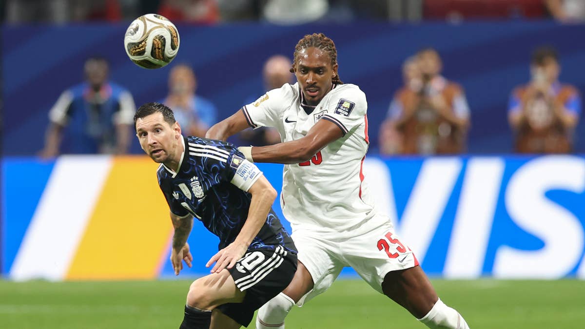 Roy Keane & Gary Neville Clash Over England's Loss Against Argentina: 'Just Listen to Yourself'