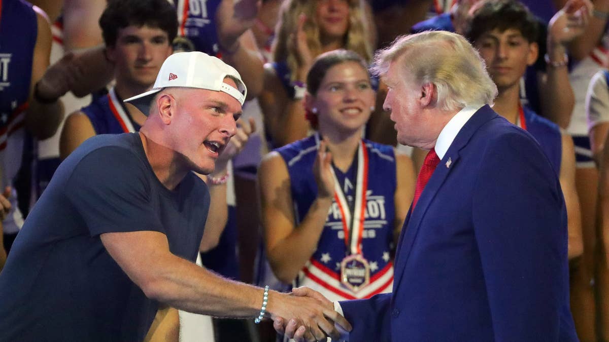 Pat McAfee Responds To Fans Criticizing Appearance With President Trump