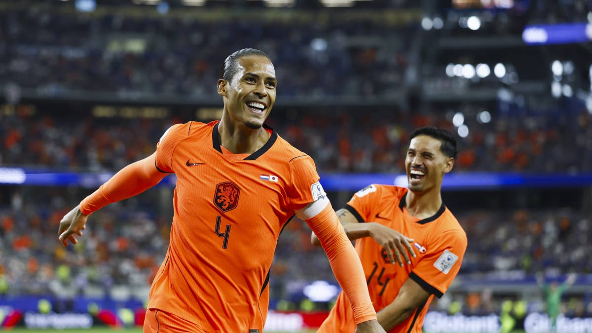 Who Are the Commentators in Netherlands vs. Morocco World Cup Match?