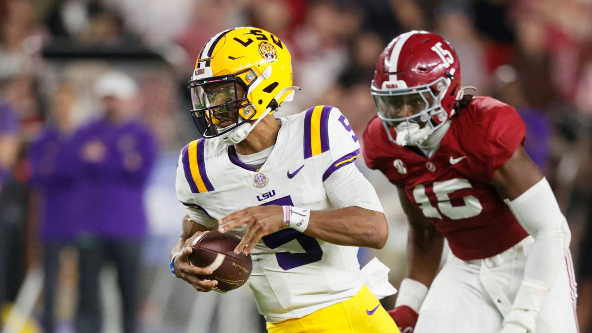 Fan Trolls Former LSU No. 5 Jayden Daniels During 'College GameDay'
