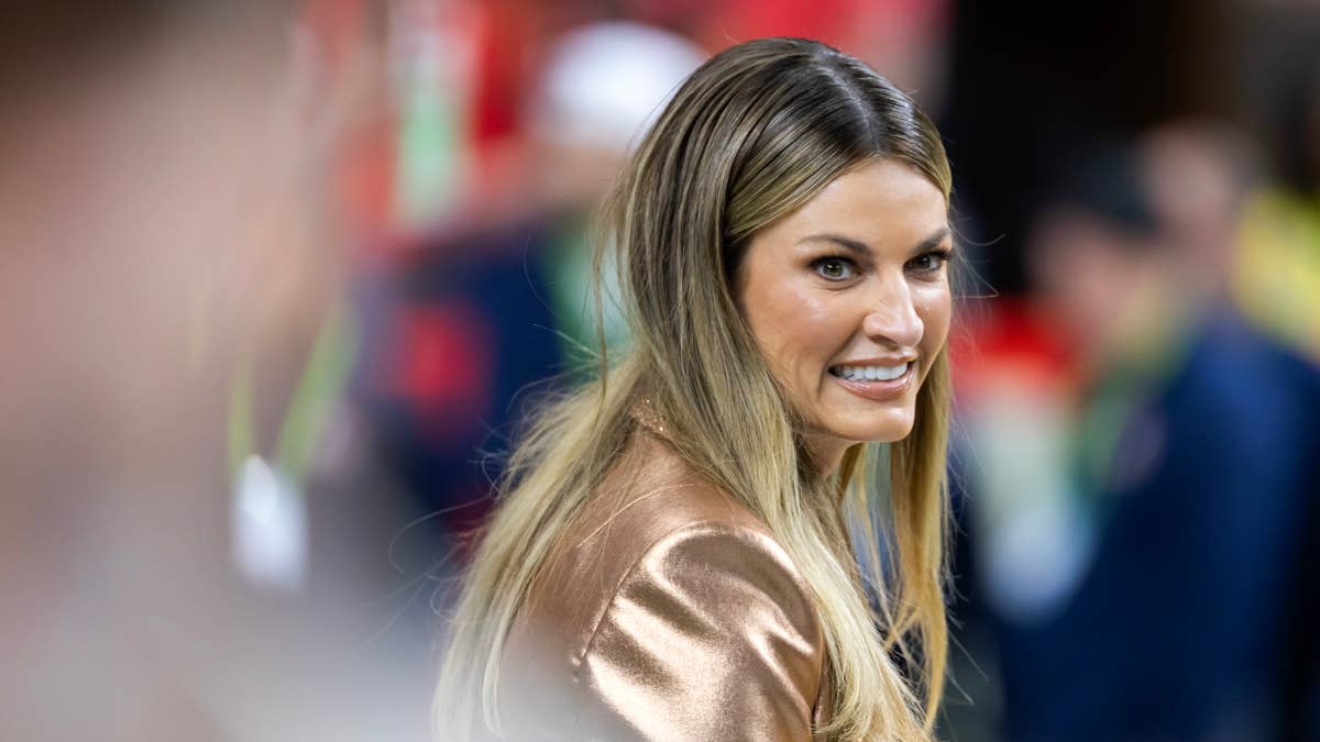 Erin Andrews Had Two Words After Lakers Announcement