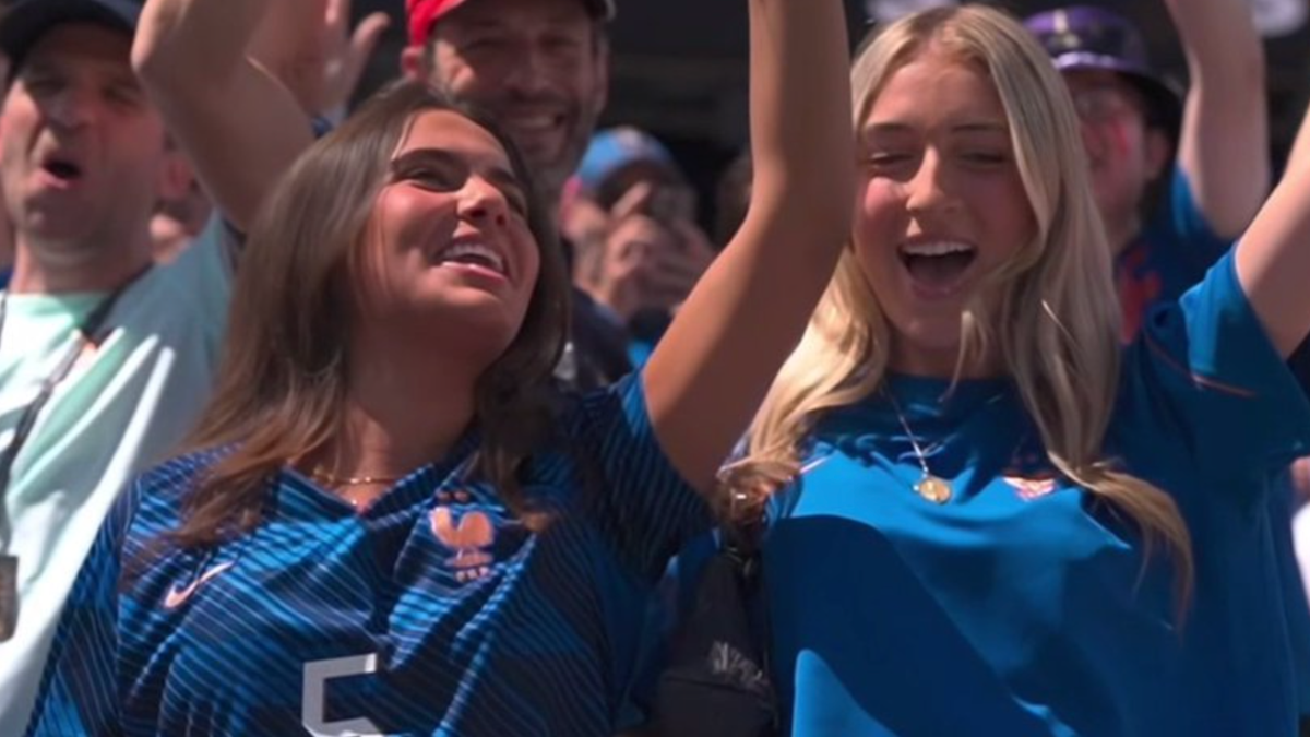 France's Fans Were Loving Country's 3-1 World Cup Romp Tuesday