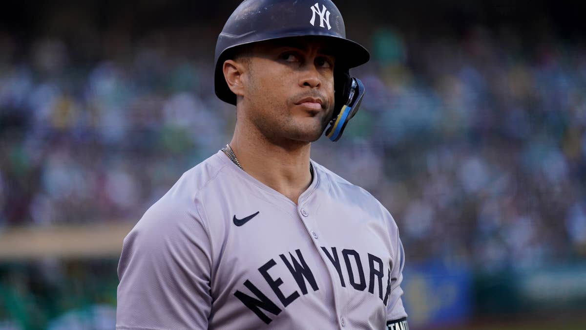 Yankees’ Aaron Boone Shares Giancarlo Stanton News Before Blue Jays Game