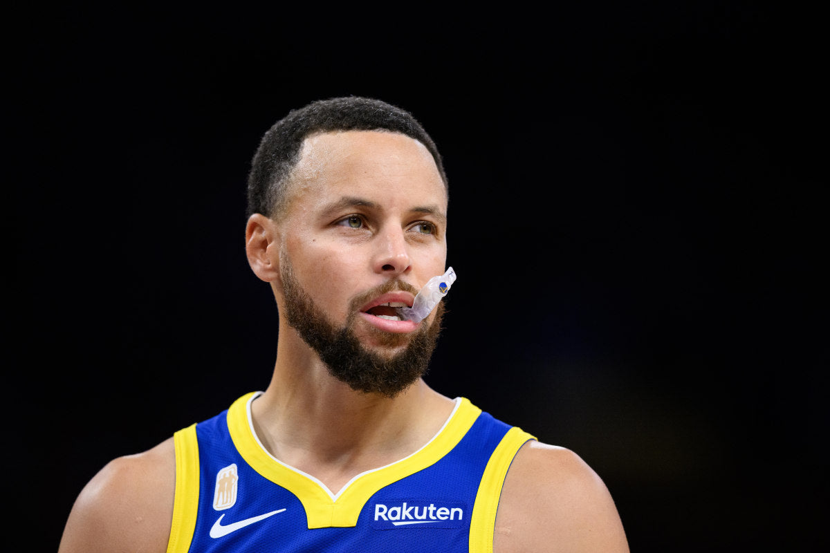 Warriors Star Steph Curry Announces Update Away From NBA