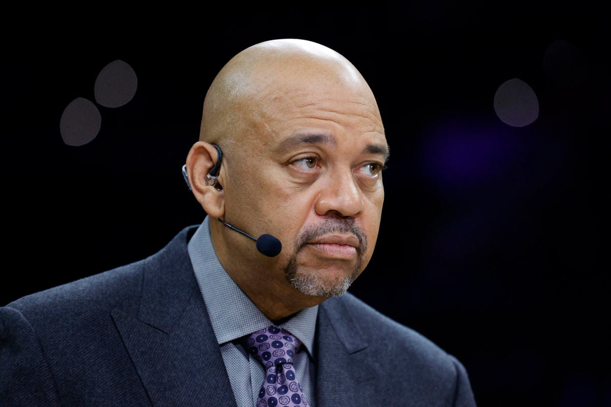 Michael Wilbon Takes Clear Side In Geno Auriemma vs. Dawn Staley Feud