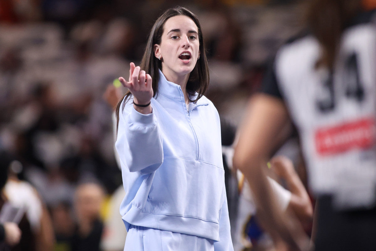 Caitlin Clark Receives Message From Iowa Coach Before March Madness
