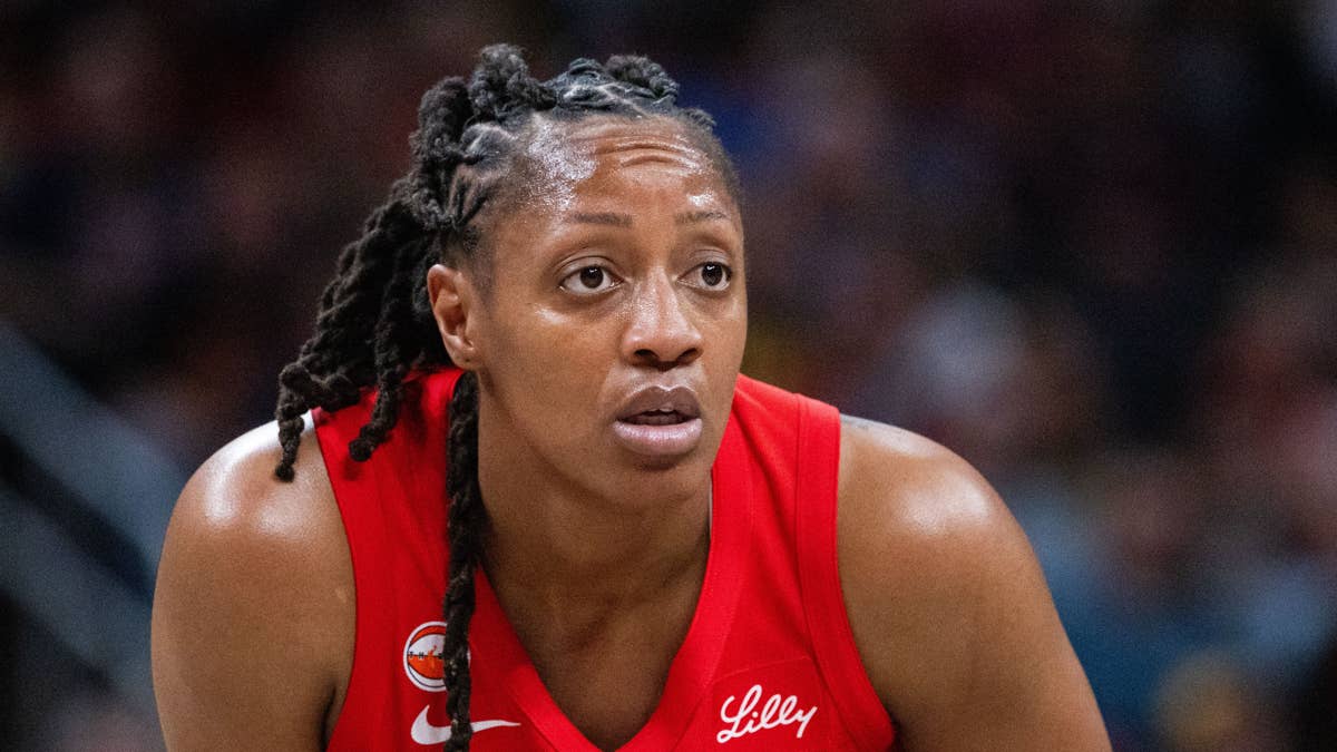 Kelsey Mitchell Reacts to Former Fever Teammate Victoria Vivians' Texas Coaching Hire