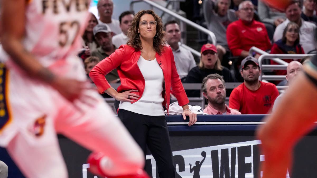 Fever Crowd Booed Stephanie White At Home Game vs. Liberty