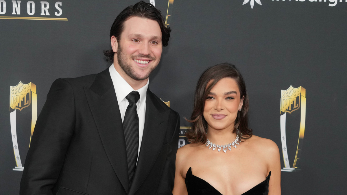 Hailee Steinfeld Net Worth: Inside the Hollywood Career and Personal Life of Josh Allen's Wife
