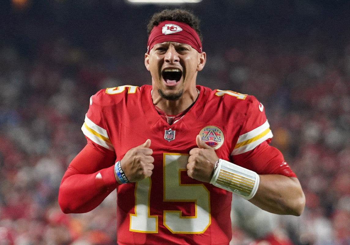 Patrick Mahomes' Exchange With NFL WR Causes a Stir
