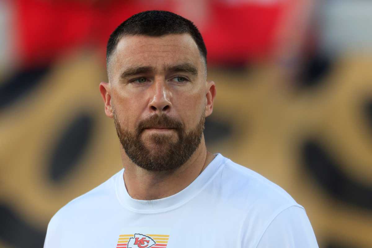Travis Kelce Makes Unexpected Decision at iHeartRadio Music Awards