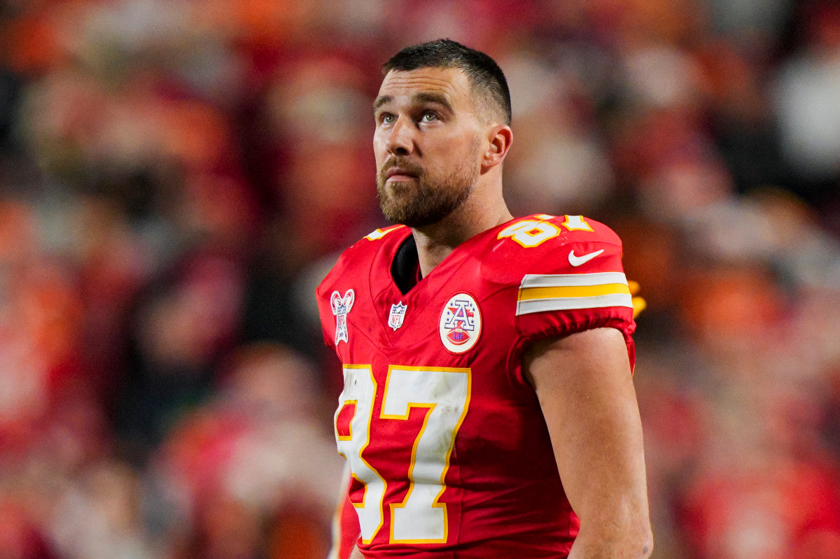 Chiefs Make Tight End Decision Before Travis Kelce’s 14th Season