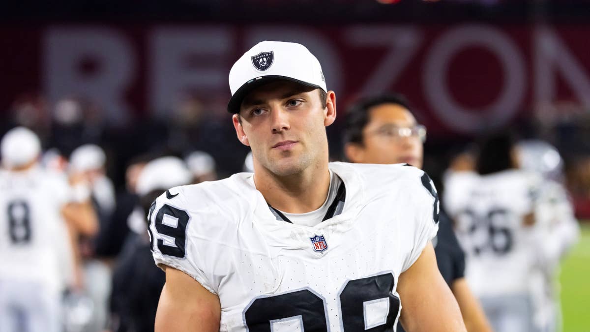 Congratulations Pour In for Raiders TE Brock Bowers After Big Personal News