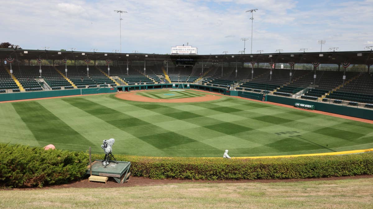 12-Year-Old at Little League World Series Is Already 6-Foot-1, 185 Pounds