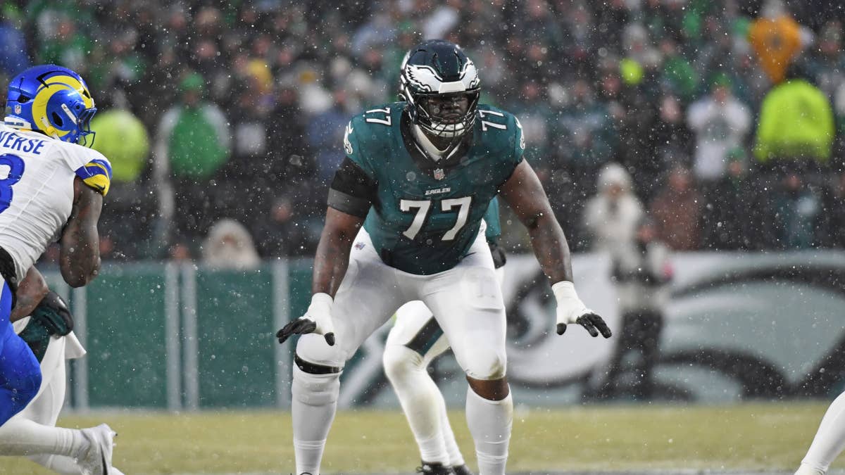 Eagles-Mekhi Becton Reunion Put to Rest as He Signs With Packers