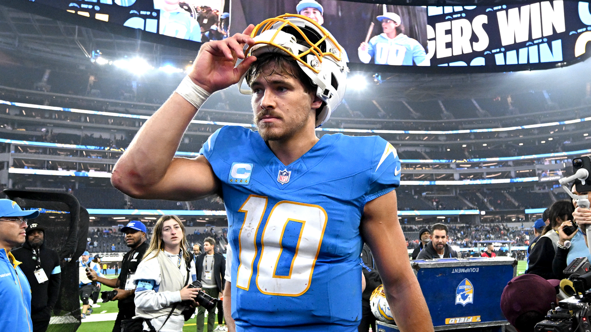Nick Wright: AFC Team Should Offer Slew of Draft Picks for Chargers QB Justin Herbert