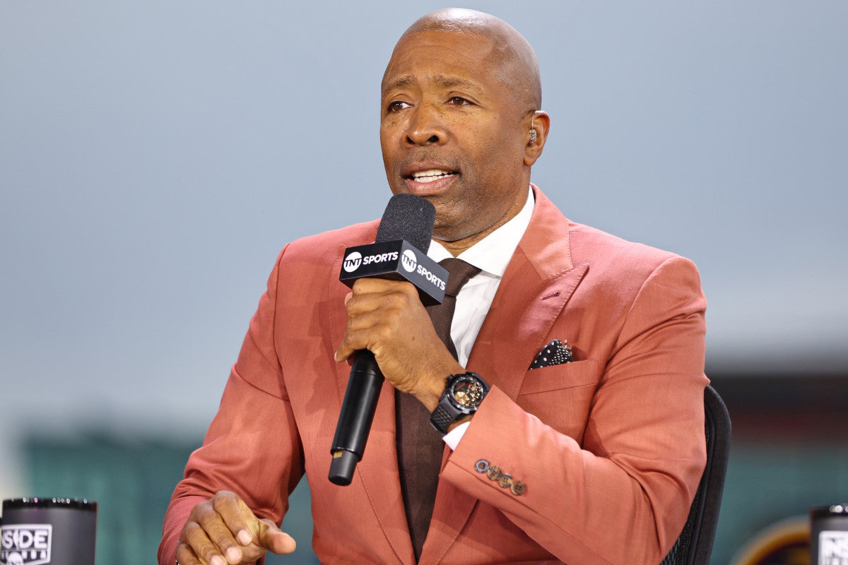 Kenny Smith's Son Announced His Commitment Live On 'Inside the NBA'