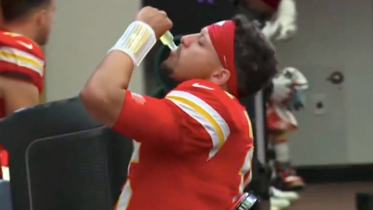 NFL Fans Think They Know What Patrick Mahomes Was Drinking Before Kickoff