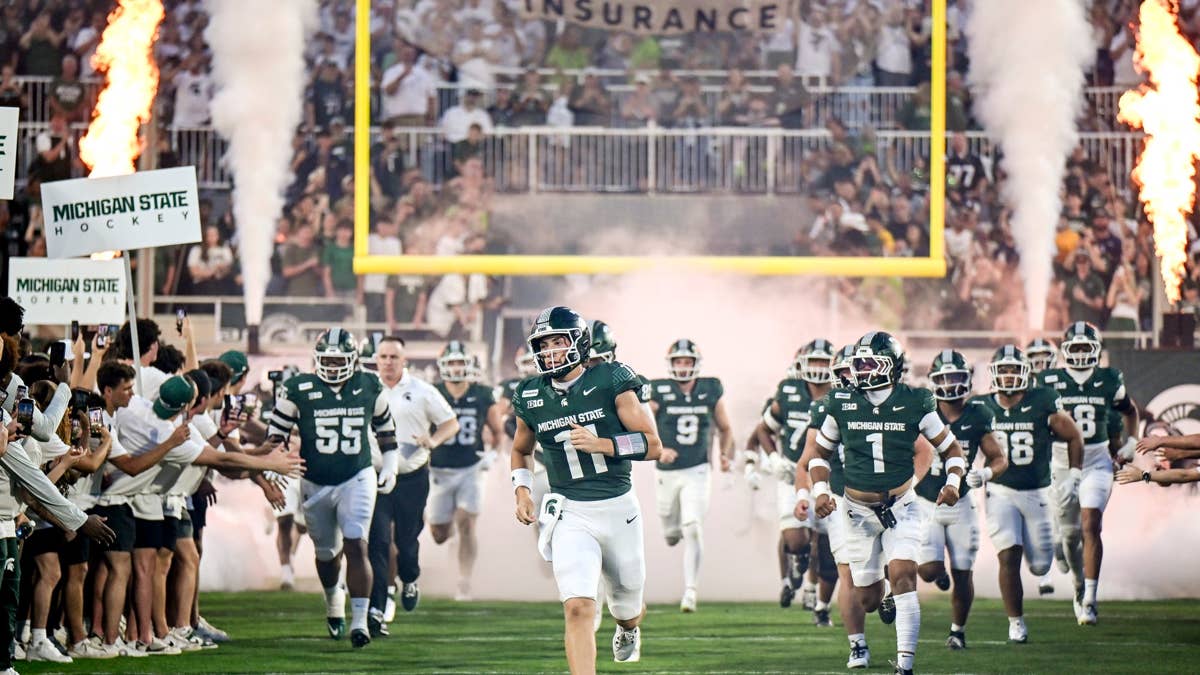 Michigan State-Toledo Play Goes Viral During Friday Night College Football Game