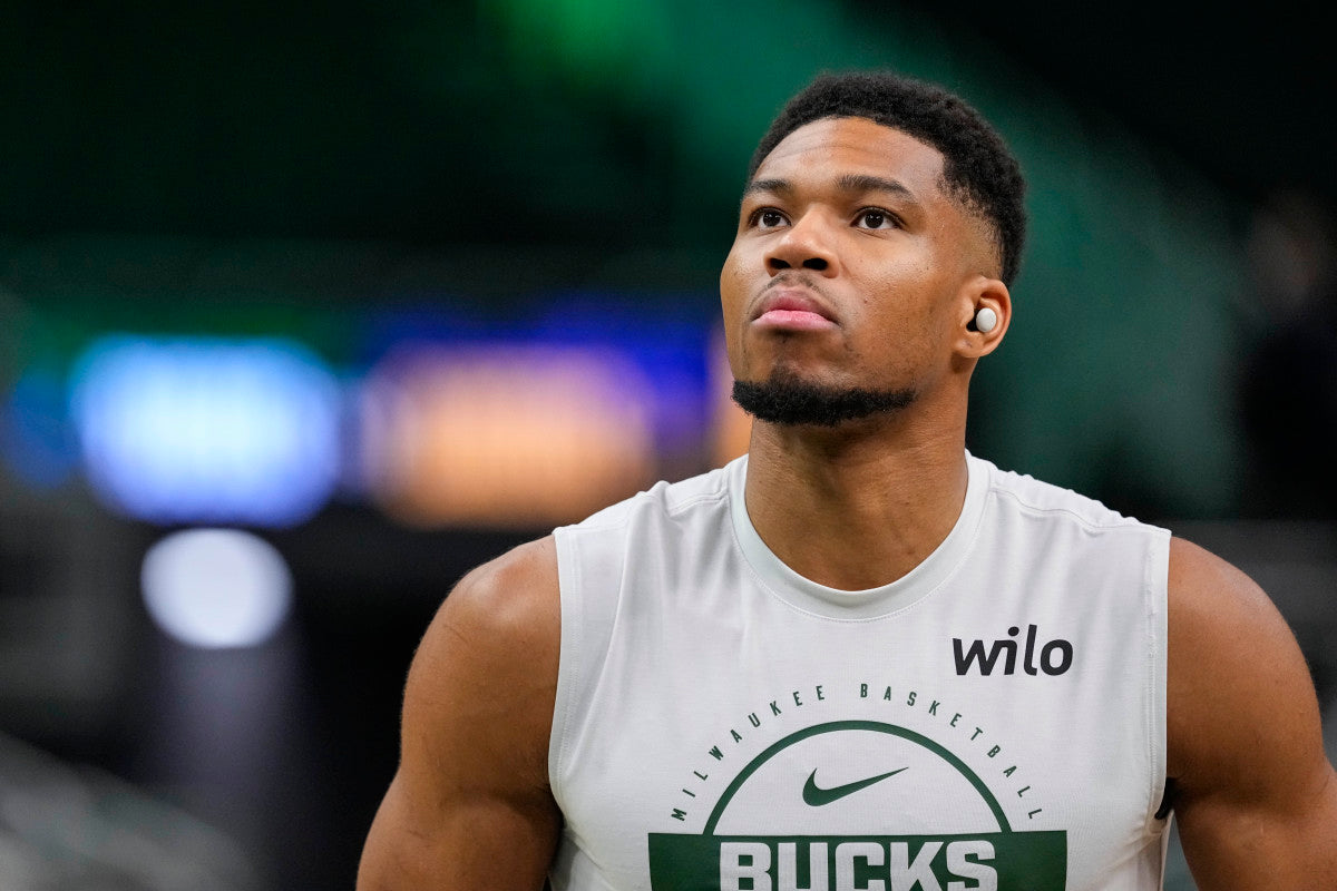 Giannis Antetokounmpo’s Thursday Trade Update is Good News for Warriors, Lakers