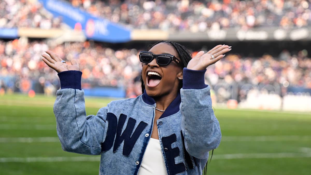 Simone Biles Says Her Sunglasses Were 'Stolen' At Taylor Swift's Wedding