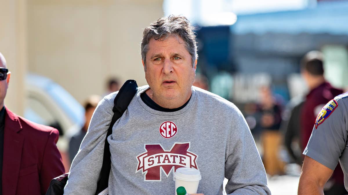 College Football Hall Of Fame Changes Eligibility Rules for Mike Leach
