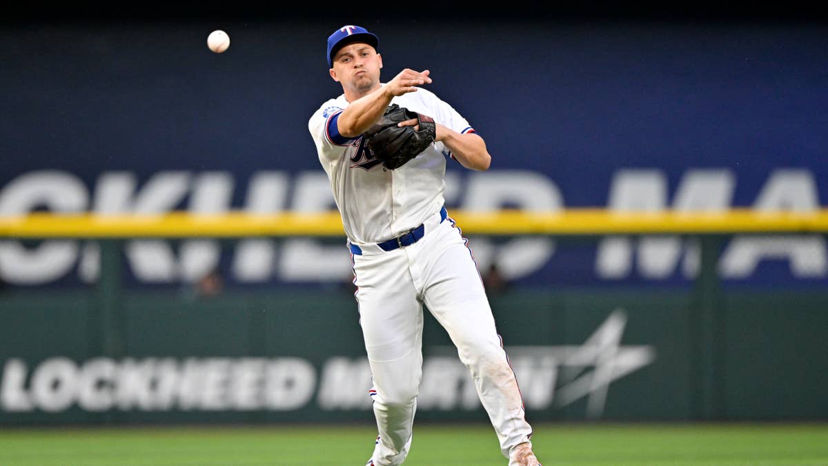 Rangers Give Concerning Injury Update on Corey Seager