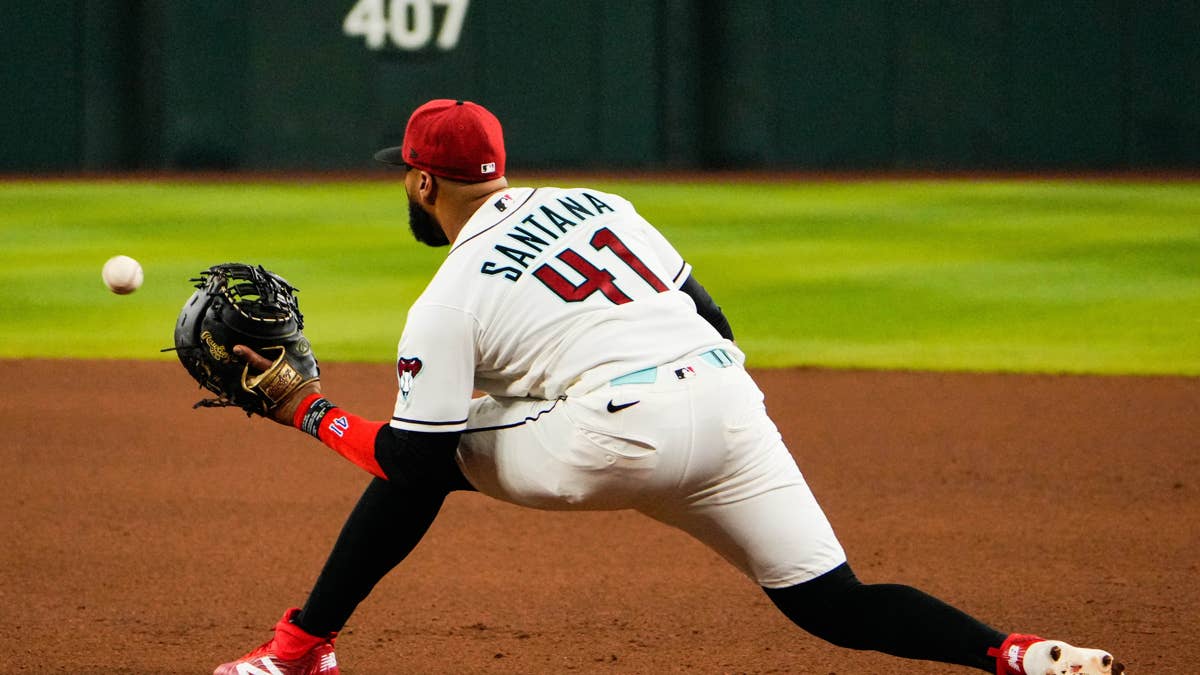 Diamondbacks Make a Decision on Carlos Santana
