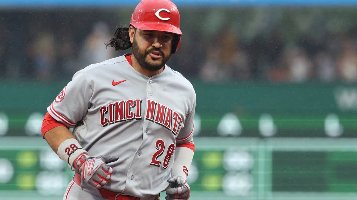 Reds Provide Injury Update on Eugenio Suárez